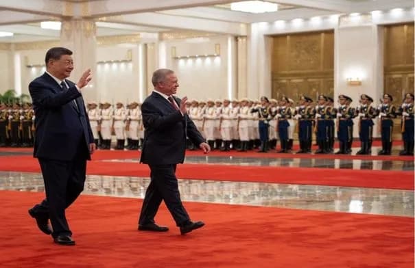 الملك عبدالله الثاني يدعو الرئيس الصيني لزيارة الأردن