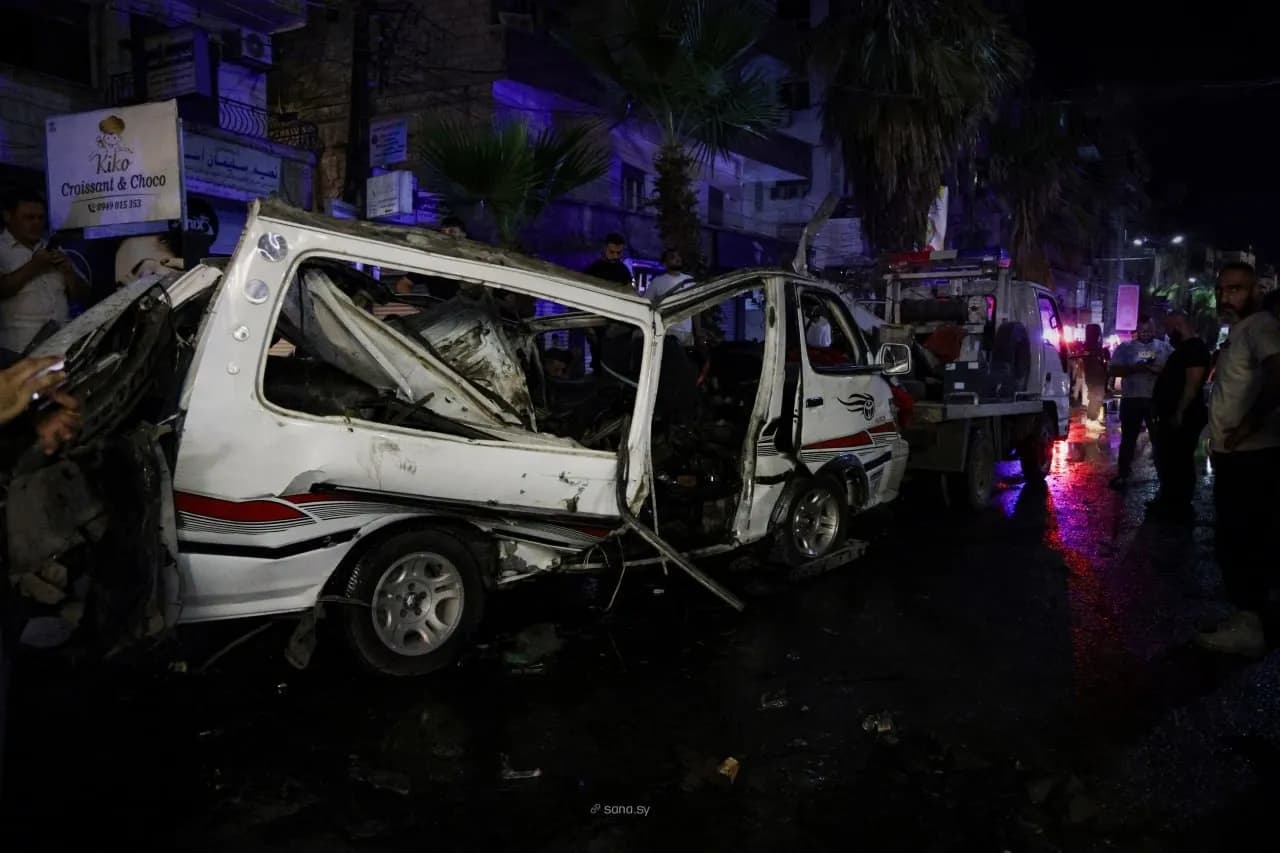 انفجار عبوة ناسفة في حافلة ركاب بجرمانا يسفر عن قتلى وجرحى