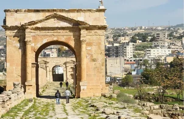 الأردن: أجواء حارة الخميس وانخفاض تدريجي للحرارة حتى الأحد