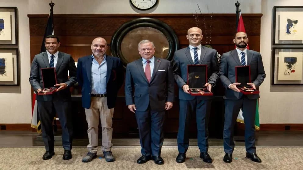 الملك يمنح حكام الأردن المشاركين في مونديال 2026 وسام التميز