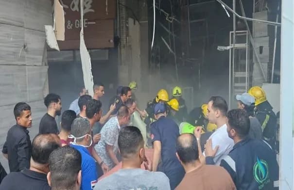 مصر: 3 قتلى وجرحى في انفجار أسطوانة هيليوم بمول في القاهرة