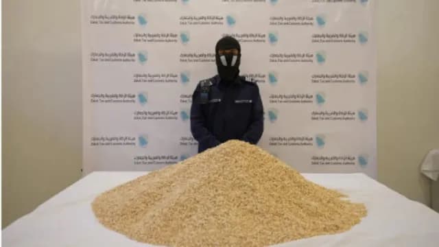 الجمارك السعودية تحبط تهريب مليوني حبة إمفيتامين داخل شحنة عدس