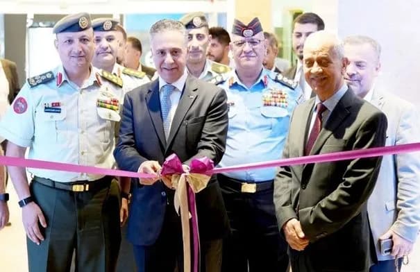 وزير الصناعة يفتتح معرض الصناعات الأردنية في عمان