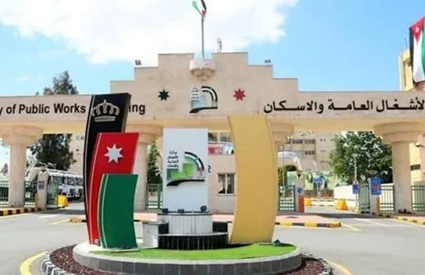 الأشغال تفتح حركات مرورية جديدة على طريق المطار بعد الانتهاء من تعديلات تقاطع الأمير الحسين