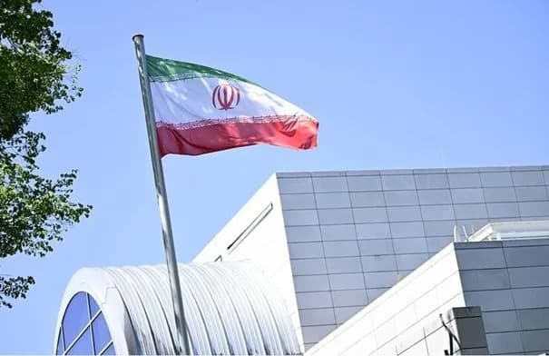 طهران: إيداع 7.5 مليار دولار من عائدات النفط في حساب المركزي