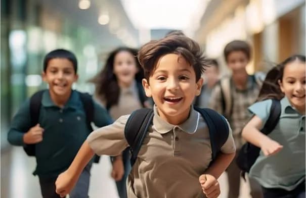 التربية: الكتب المدرسية جاهزة في المديريات ودوام جميع المدارس في 23 آب