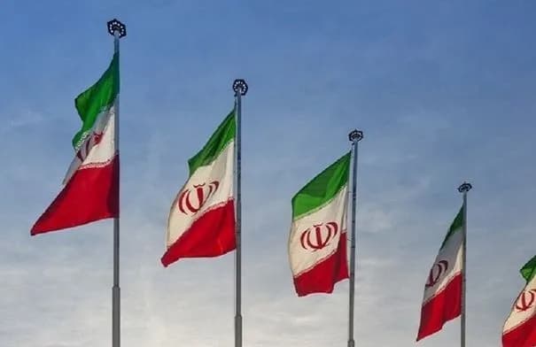 طهران ترفض العقوبات الأمريكية الجديدة وتصفها باللاشرعية والترهيب