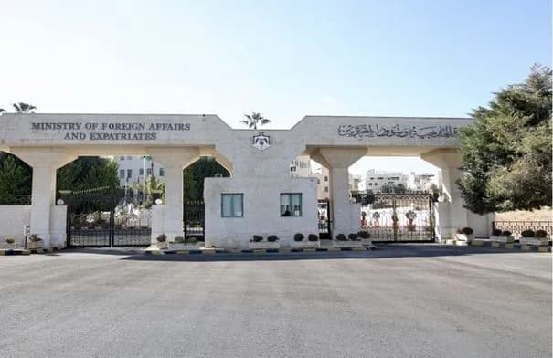 الأردن يرحب بقرار أميركي برفع سوريا من قائمة الدول الراعية للإرهاب