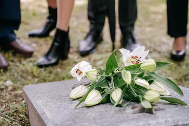 حين يصبح الصمت ثمناً للحياة: حكايات عائلات تبحث عن أحبائها المختفين قسراً