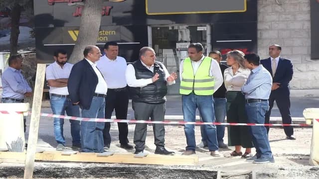 الملكاوي يوجّه بتسريع تنفيذ عبارة تصريف مياه في شارع الأميرة ثروت
