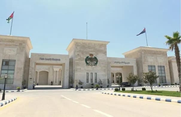 الأمن العام يحذر من إطلاق العيارات النارية وإغلاق الطرق خلال احتفالات التوجيهي