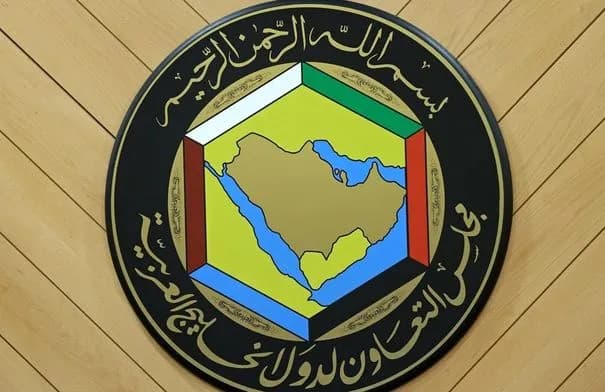 مجلس التعاون الخليجي: استهداف الملاحة والمنشآت انتهاك جسيم للقانون الدولي