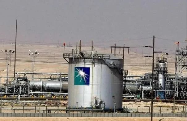 الحوثيون يعلنون استهداف مصفاة نفط تابعة لأرامكو في جازان السعودية