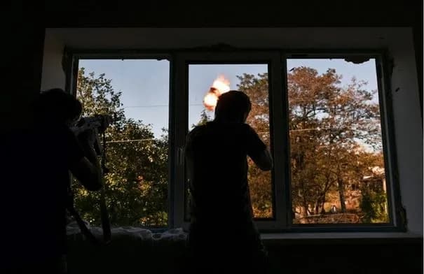 قصف مسيّرات يستهدف مصفاة أفيبسكي الروسية ومقتل شخصين