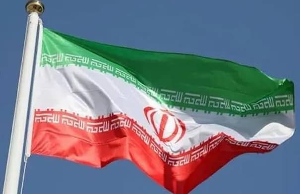 إيران وقطر تبحثان هاتفيا التطورات الإقليمية والتنسيق الدبلوماسي