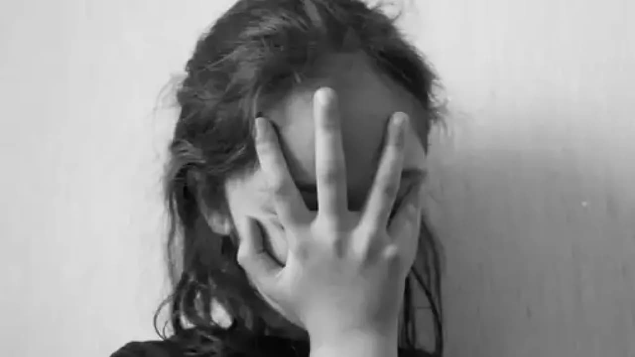 شاب يقتل والده رميًا بالرصاص في الديوانية العراقية