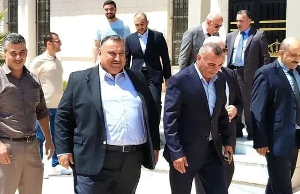 محافظ إربد يتفقد الخدمات في لواء الرمثا ويشيد بتعاون الأهالي