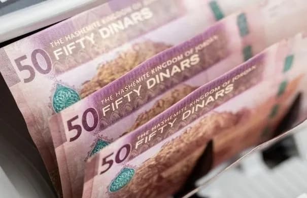 زيادة 30 دينارًا مرتقبة لذوي الرواتب الأقل من 600 دينار في موازنة 2027