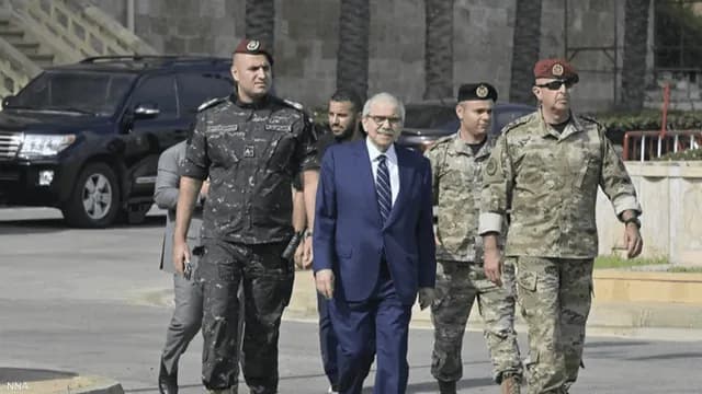 سلام: لا بديل عن جيش واحد ودولة واحدة في لبنان