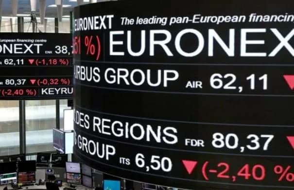 الأسهم الأوروبية تصعد في مستهل تعاملات الخميس مع ترقب اتفاق بشأن هرمز