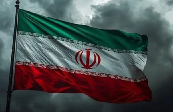 طهران تعترف بوجود صعوبات اقتصادية وتؤكد تجاوزها عبر الحكمة والوحدة
