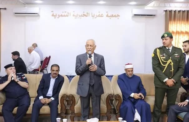 العيسوي ينقل تعازي الملك وولي العهد لثلاث عشائر أردنية