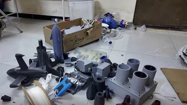 العراق يعلن إحباط محاولة تصنيع مسيّرات في بغداد وضبط 25 هيكلاً