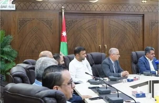 بلدية المفرق تطلق التشغيل الفعلي للتلفزيون الرقمي لدعم الشباب