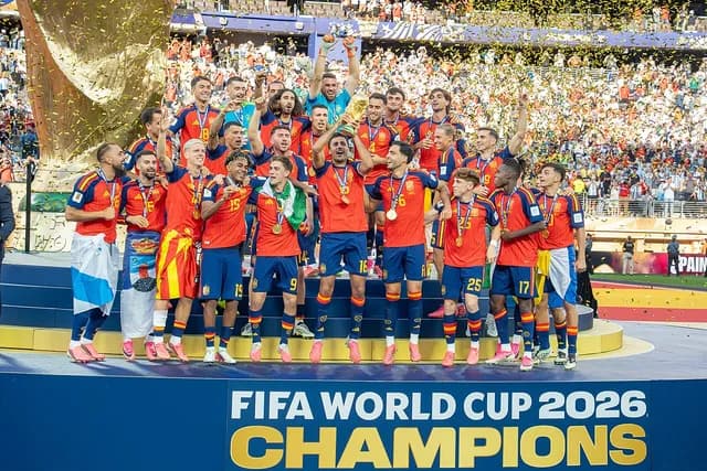 مدريد ترد على روما بإجراءات تفتيش حدودية جديدة