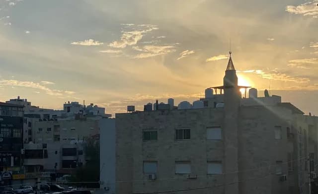 الأردن: أجواء صيفية عادية اليوم وكتلة حارة الاثنين