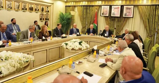 السياحة والأعيان يبحثان تحضيرات احتفالية 2030 بمناسبة مرور ألفي عام على المعمودية