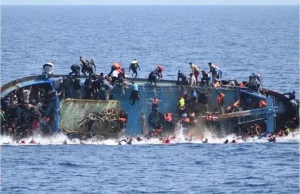 غرق قارب يقل 270 شخصًا قبالة سواحل شمال قبرص