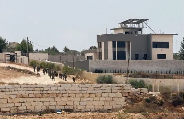 مستوطنون يواصلون حصار منازل في قصرة جنوب نابلس لليوم الثاني عشر