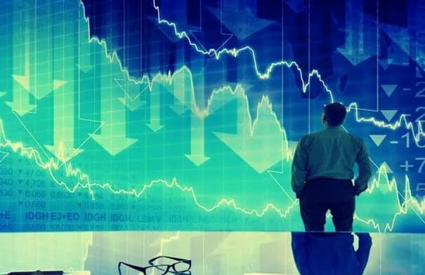 الدولار يتراجع أمام اليورو عالمياً مع انحسار توقعات رفع الفائدة