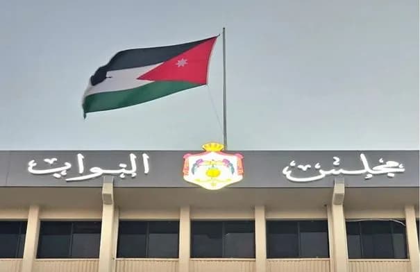 اللجان النيابية تناقش الواقع المائي والمناهج الدراسية
