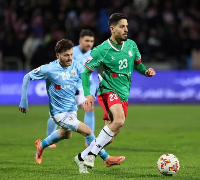قمة الكلاسيكو تجمع الوحدات والفيصلي في نصف نهائي كأس السوبر الأردني