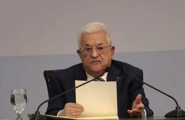 عباس: الشعب الفلسطيني باقٍ على أرضه ولن يقبل بالتهجير