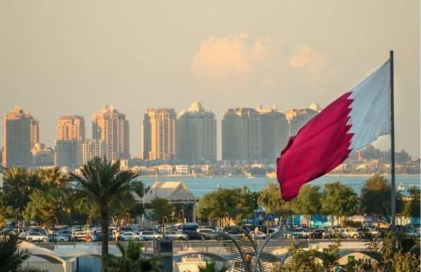 قطر تنفي قاطعًا مزاعم احتجاز طيارين إيرانيين وتؤكد التزامها بالقانون الدولي