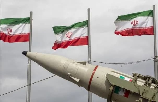 الحرس الثوري الإيراني يرد على ترامب: تصريحاتك أوهام وكذب للسيطرة على أسعار النفط