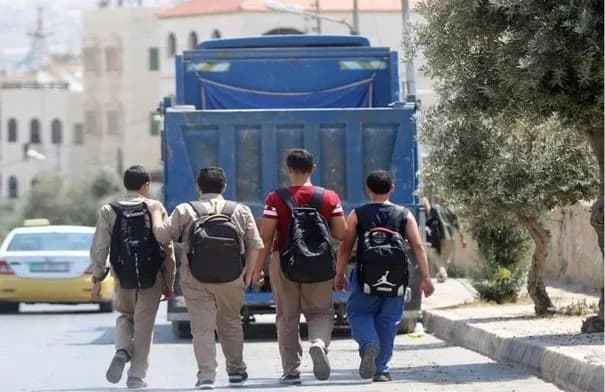 التربية: خطط للتخلص من نظام الفترتين واستئجار المدارس