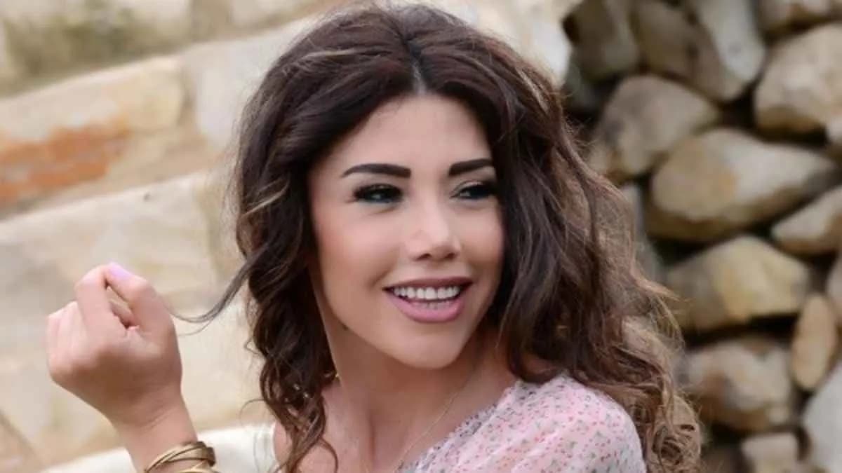 وفاة زوج الفنانة اللبنانية لورا خليل بصعقة كهربائية في غانا