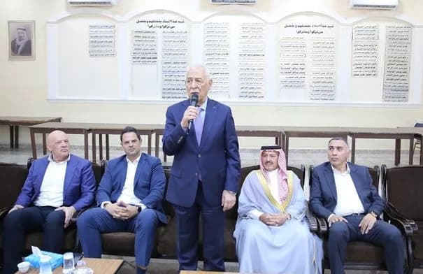 العيسوي ينقل تعازي الملك وولي العهد لعائلتي الكرادشة والطوال في مأدبا