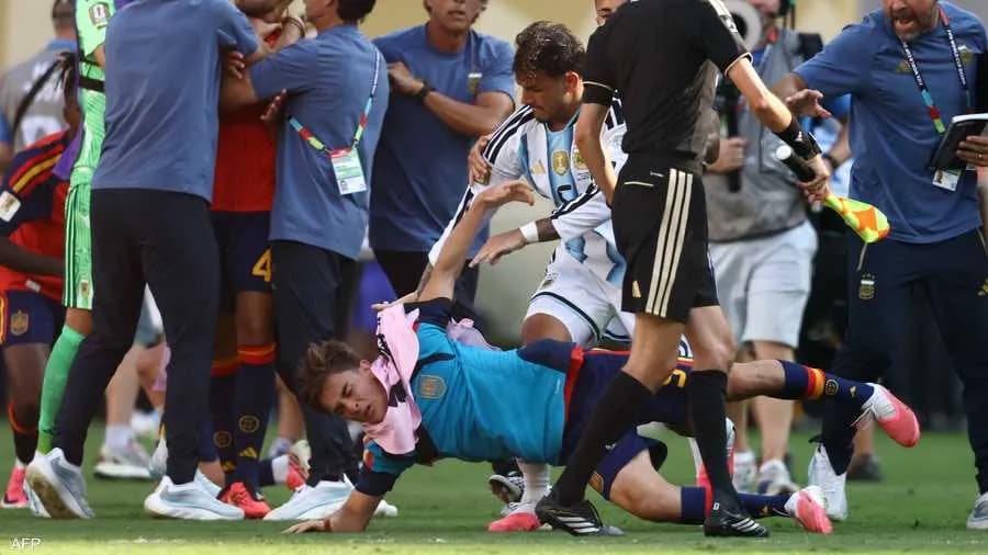 فيفا يوقع عقوبات مالية وإيقافات على الأرجنتين بعد أحداث مونديال 2026