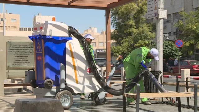 أمانة عمّان تدخل 50 آلية ومعدة ضمن المرحلة الأولى لتطوير إدارة النفايات