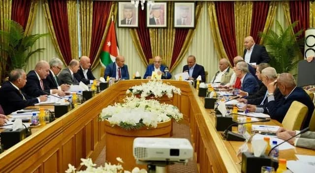الأعيان يقر مشروع قانون الملكية العقارية كما ورد من النواب