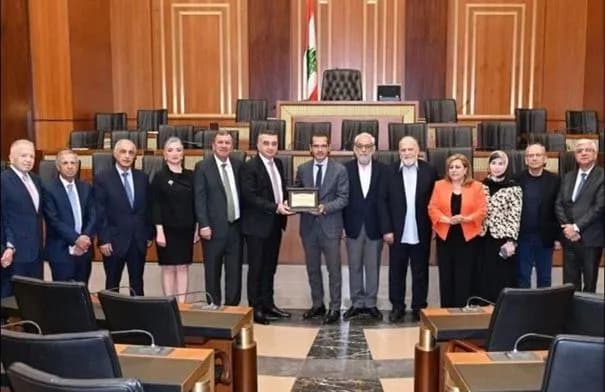 وفد نيابي أردني يختتم زيارة رسمية إلى بيروت ويبحث تعزيز التعاون البرلماني