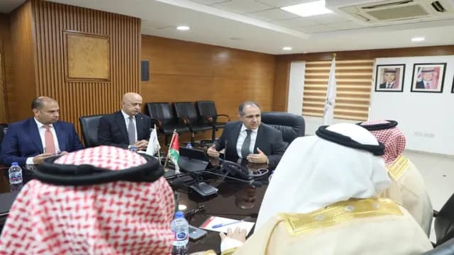 أبو غزالة: الأردن بوابة استثمارية لإعادة إعمار سوريا
