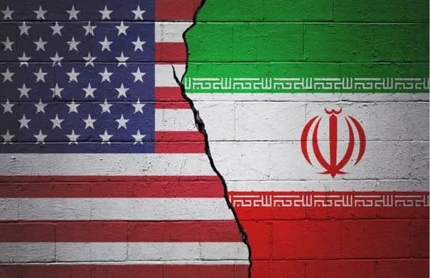 إيران ترفض التهديدات الأميركية بشأن مضيق هرمز وتؤكد سيطرتها عليه