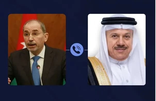 الصفدي يبحث مع نظيره البحريني العلاقات الثنائية والتطورات الإقليمية