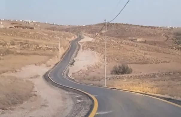 الأشغال تنهي مشروع إعادة إنشاء طريق المشقر – سرابيط أبو هدمة في ناعور
